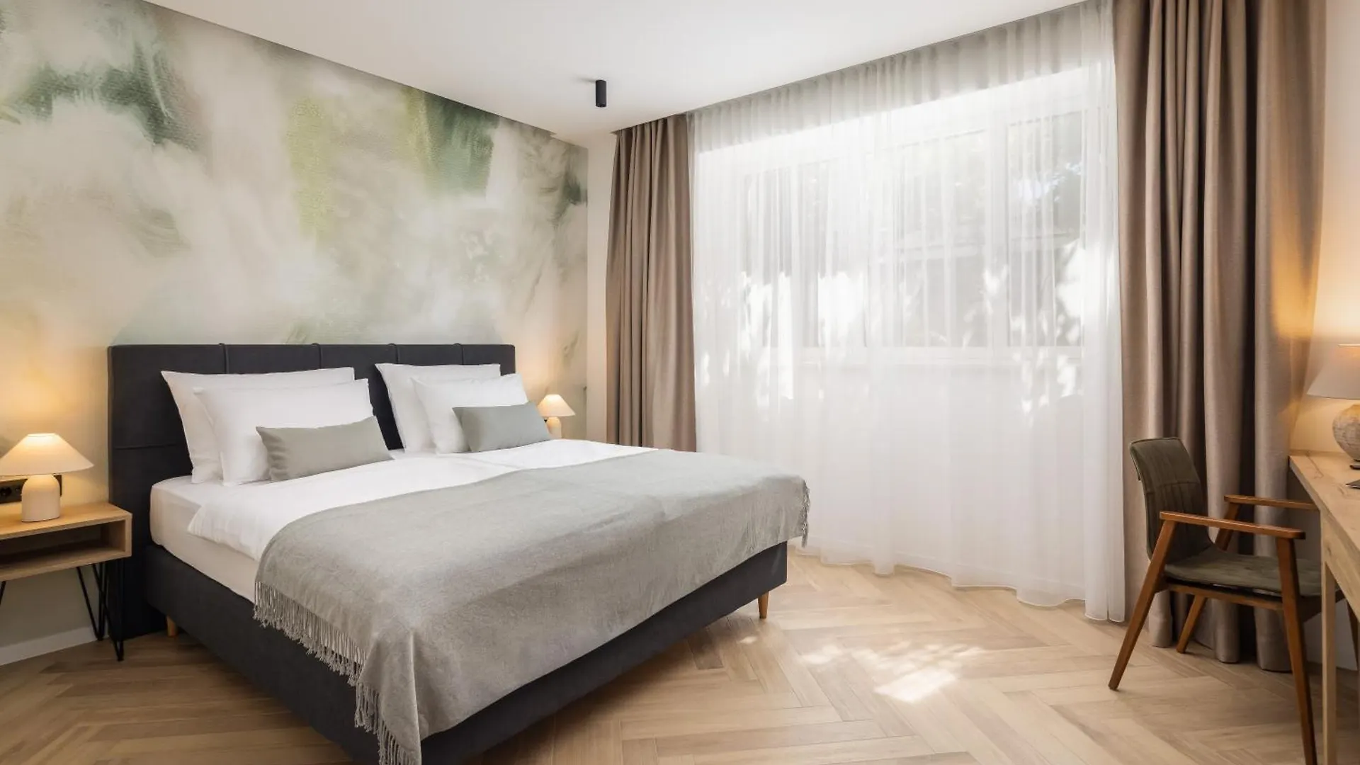 Grand Pearl Luxury Retreat Lägenhet Split